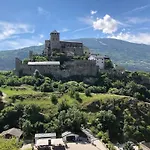 Castel Hotel 3*