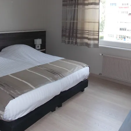 Castel Hotel 3*